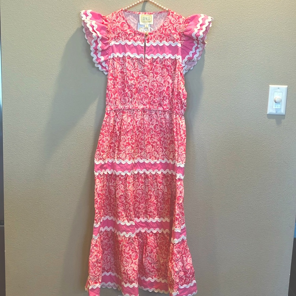 NWT Sail to Sable Rose Print Flutter Sleeve Dress